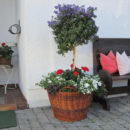 Gaestehaus Gartenheim Fam Schaeffler Apartment Bad Wiessee