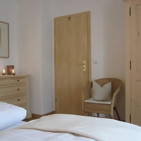 Gaestehaus Gartenheim Fam Schaeffler Apartamento